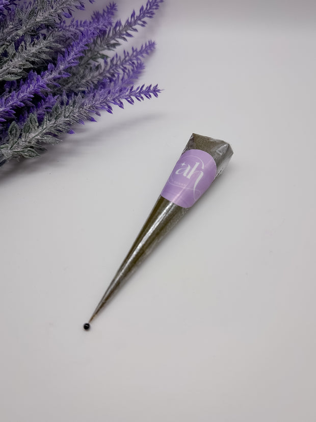 Amarya Henna Sample Cone Pack containing a fifteen gram cone of natural henna and jagua paste for beginners.