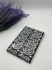 This image shows African-style hand feet stencils by Amarya Henna, designed for easy tracing of traditional patterns.